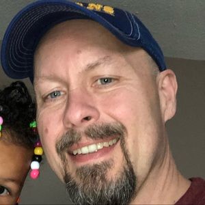 Meet your Posher, Warren